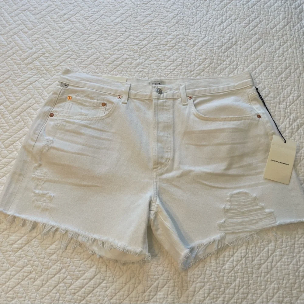 Citizens Of Humanity // Annabelle Long // White // Distressed Denim Shorts